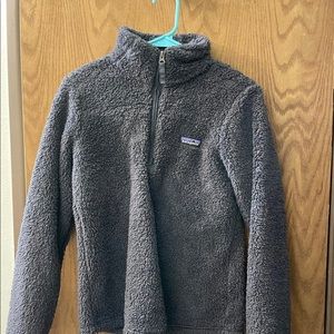 Patagonia fleece quarter zip up wore couple times in good condition